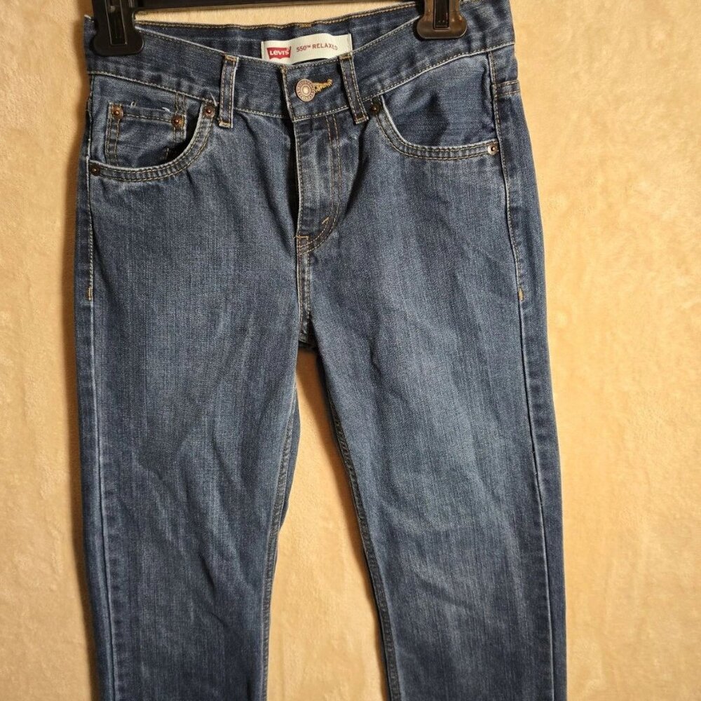 Levi’s 550 Women’s Relaxed Fit straight Leg Jeans Size 12 Reg W26 L26 Blue. 102‎